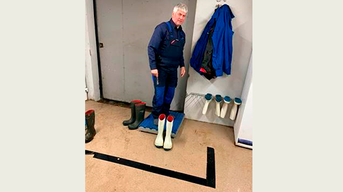 Jens Lykou i skiftezonen, som han har tænkt sig at beholde – også når bedriften igen er salmonellafri