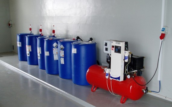 ECA-vand kan ikke erstatte traditionelle rengøringsmidler til vask af malkeanlæg og mælkekøletanke. Foto: SEGES